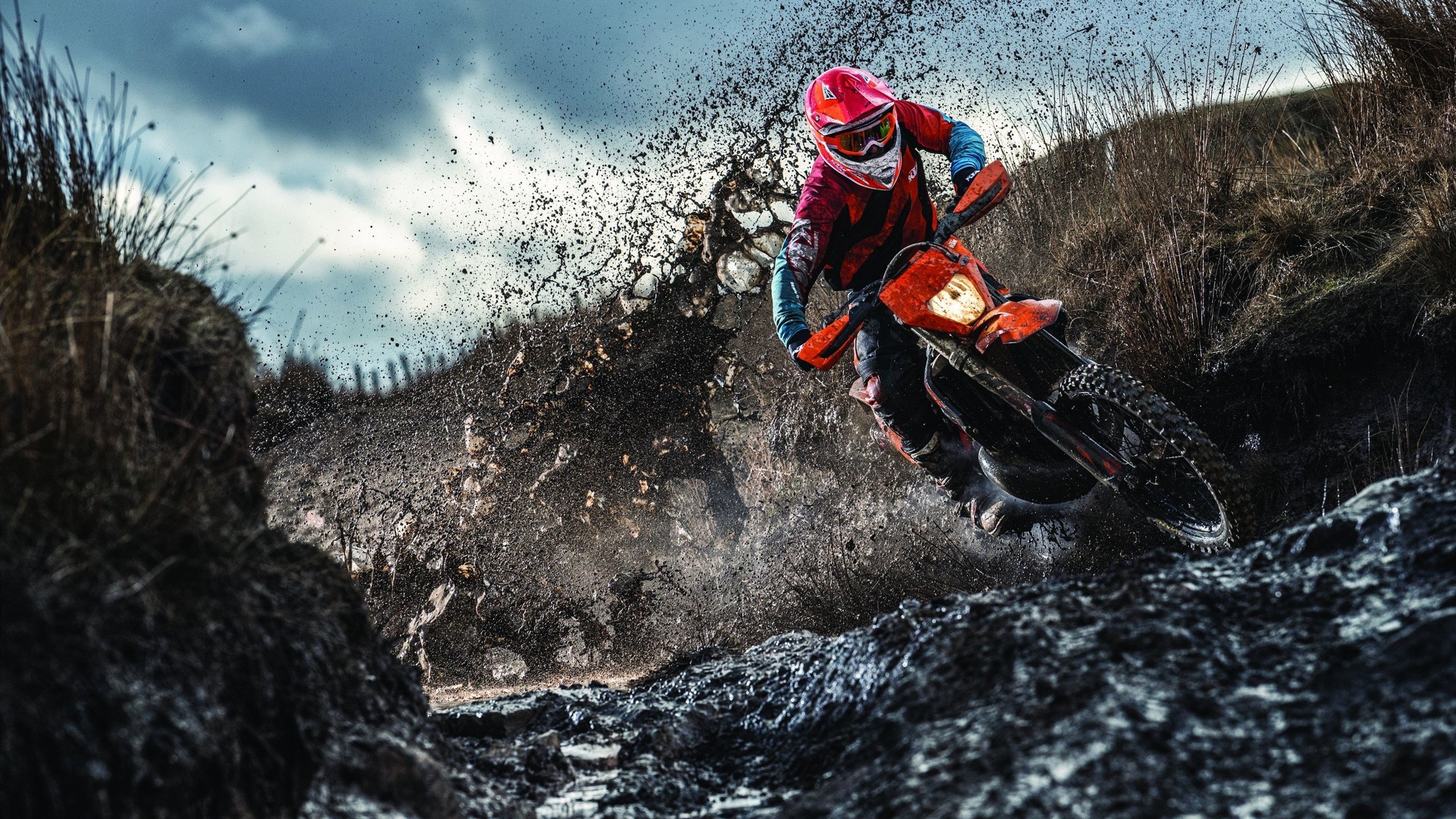 勇士展现团队协作成功逆袭，勇士队团队配合